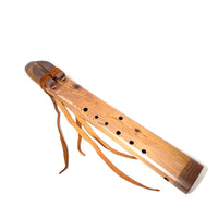 Western Cedar Alternating Drone Flute in North American Indigenous Scale-Bb NAI - In Stock